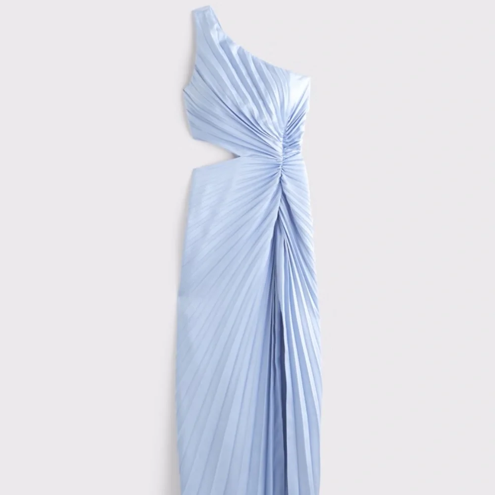 Abercrombie & Fitch Light Blue One-Shoulder Pleated Maxi Dress